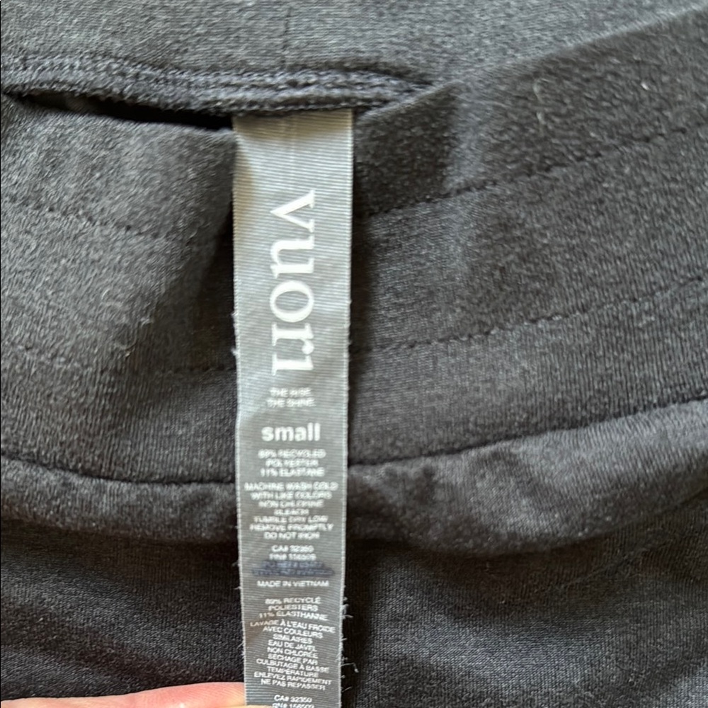 Vuori Black Womens Pants Size Small - Picture 2 of 4